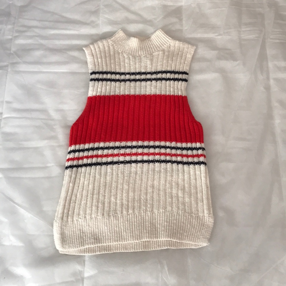 Sleeveless Shirt
